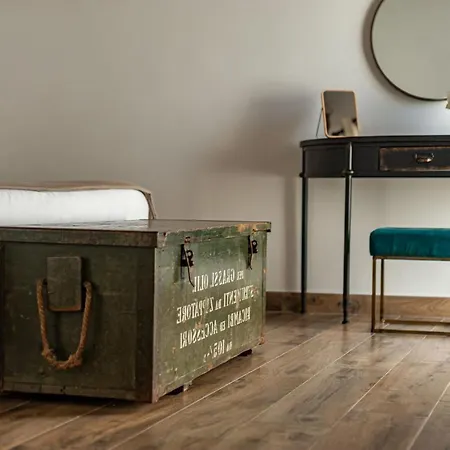 Bed And Box - Vt01 * Viterbo
